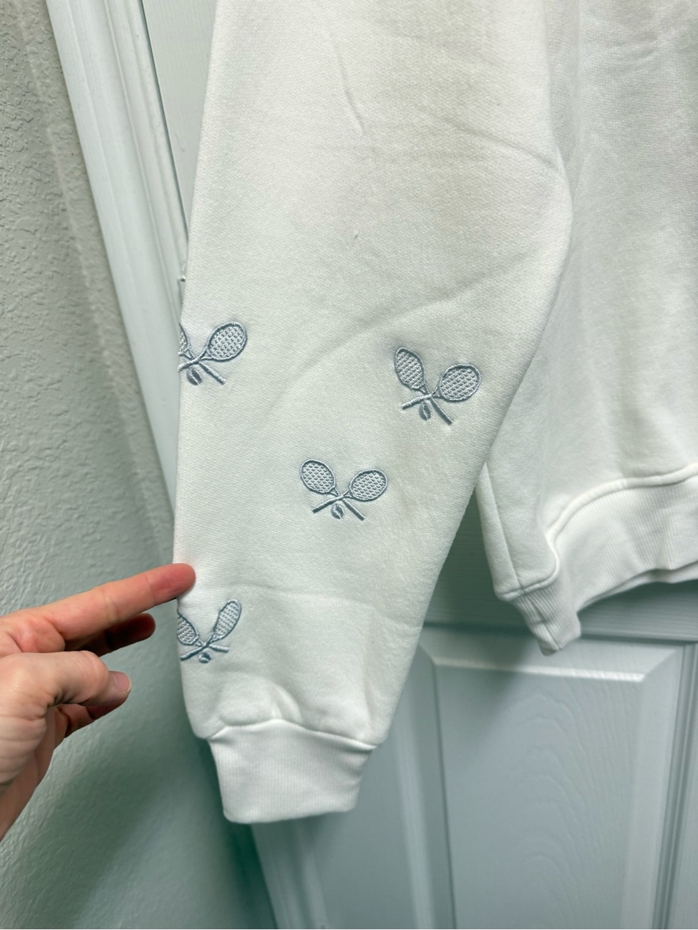 Court Life White Tennis Racket Sweater - Picture 5 of 10